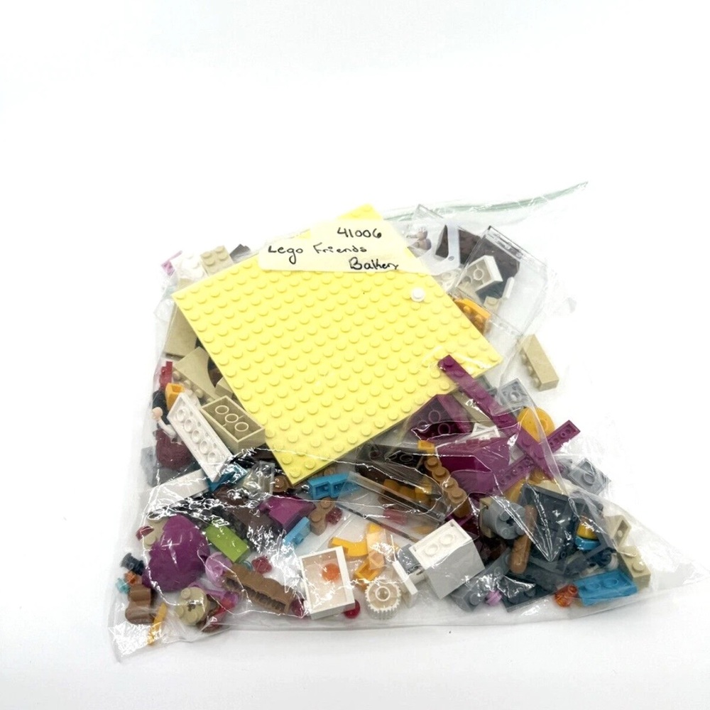Lego Friends Downtown Bakery 41006 Pre-owned Complete with Instruction Manual - Picture 6 of 6